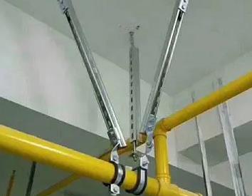 闸阀支撑架的质量要求。价格决定了兴县抗震支撑框架的质量。